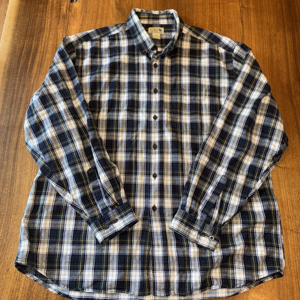 Vintage LL Bean Blue Plaid Flannel Men's XL Long Sleeve Button Down Shirt VTG